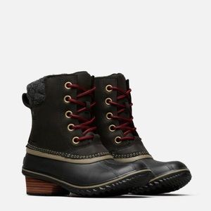 NWT SOREL Slimpack II Lace up boots